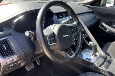 Jaguar E-Pace i4D AWD R-Dynamic