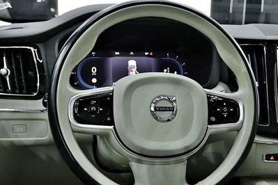 Volvo XC60 B4 D AWD Plus Bright aut