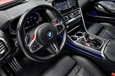 BMW Seria 8 M8