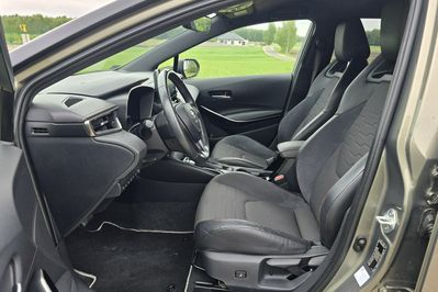 Toyota Corolla 1.8 Hybrid Selection