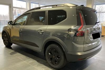 Dacia Jogger Extreme 7-miejsc 1.8 Full Hybrid