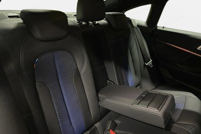 BMW Seria 2 220i M Sport aut