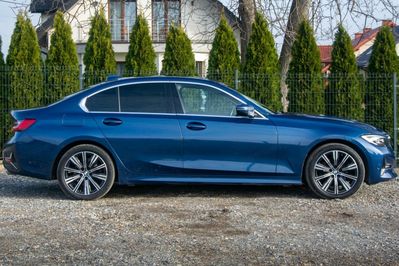 BMW Seria 3 320d xDrive Luxury Line aut