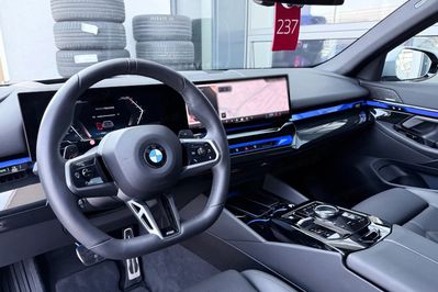 BMW Seria 5 540d xDrive mHEV M Sport aut