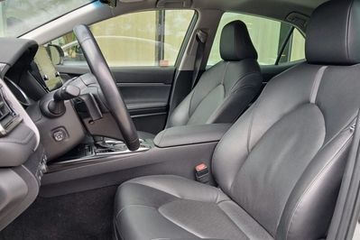 Toyota Camry Hybrid Comfort