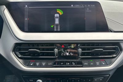BMW Seria 1 118i Advantage