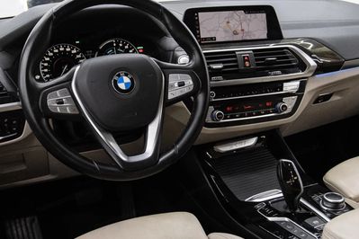 BMW X3 xDrive30e Luxury Line