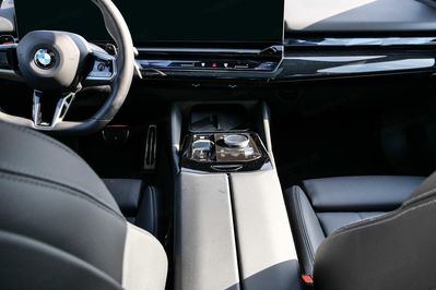 BMW Seria 5 520d xDrive M Sport