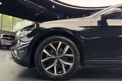 Volkswagen Passat 1.5 TSI Business DSG