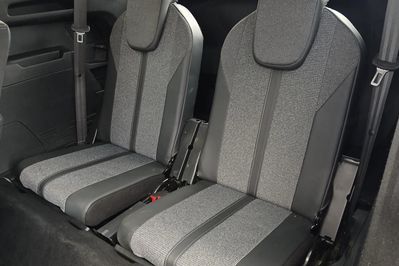 Peugeot 5008 1.6 Puretech Allure S&S EAT8