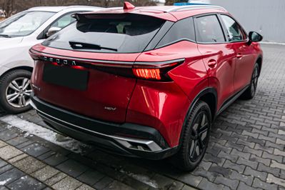 Omoda 5 1.5 T-GDI Hybrid Premium DHT