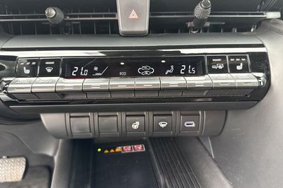 Toyota C-HR 2.0 Hybrid  Style