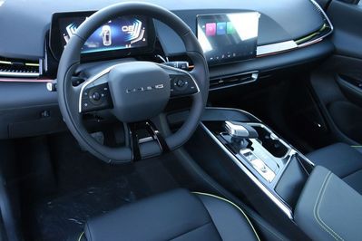 Baic Beijing 5 Luxury DCT 1.5T