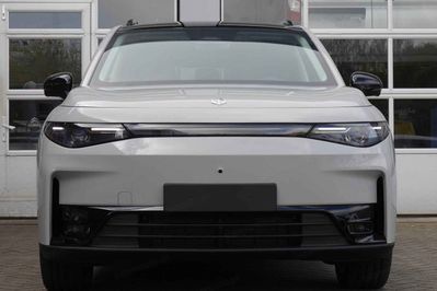 Leapmotor C10 Design 1.5 Hybrid