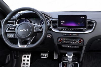 Kia ProCeed 1.5 t-Gdi Gt Line Dct