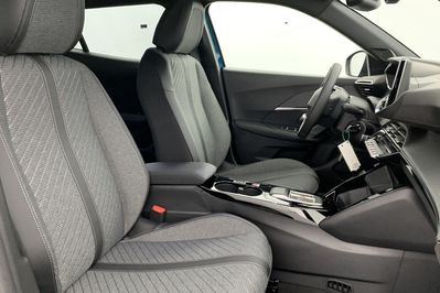 Peugeot 2008 ALLURE 1.2 mHEV e-DCS6