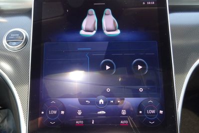 Mercedes Klasa C 300 de  4-Matic AMG