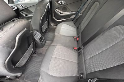 BMW Seria 1 118i Advantage