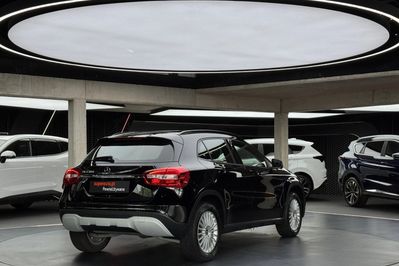 Mercedes GLA 180 7G-DCT