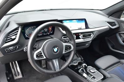 BMW Seria 1 118i M Sport