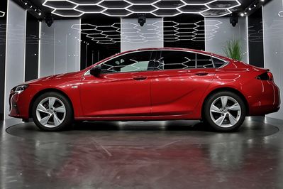 Opel Insignia 2.0 T GS Line