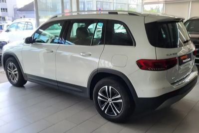 Mercedes GLB 200 4-Matic Style 8G-DCT