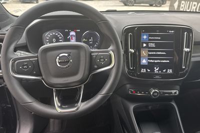 Volvo XC40 T5 Plug-In Hybrid Plus Dark