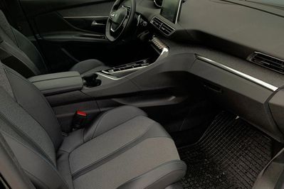 Peugeot 3008 1.2 PureTech Allure Pack S&S EAT8