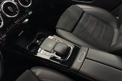 Mercedes CLA 200 AMG Line