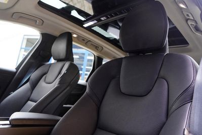 Volvo XC60 T6 Plug-In Hybrid AWD Plus Bright