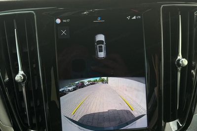 Volvo V60 T6 AWD Plug-In Hybrid Core