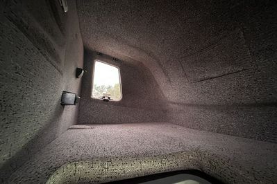 Iveco Daily 35S18 Plandeka + Winda