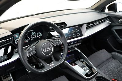 Audi A3 S3 TFSI quattro S tronic