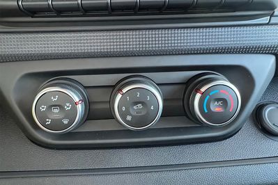 Renault Trafic L2H1 Zabudowa Brygadowa