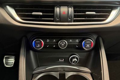 Alfa Romeo Stelvio 2.0 Turbo Intensa Q4