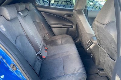 Lexus UX 250h GPF Business Edition 2WD