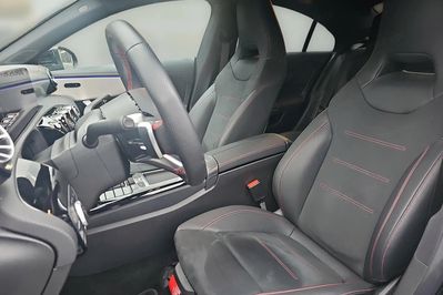 Mercedes CLA 200 AMG Line