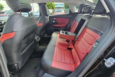 Citroen C4 X Shine EAT8