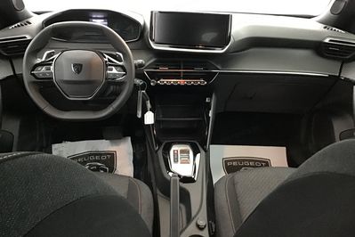 Peugeot 2008 STYLE 1.2 mHEV e-DCS6