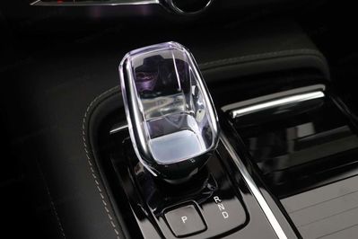 Volvo V90 T8 AWD Ultra Bright