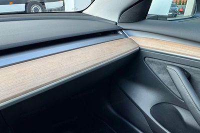 Tesla Model 3 Long Range Dual Motor AWD