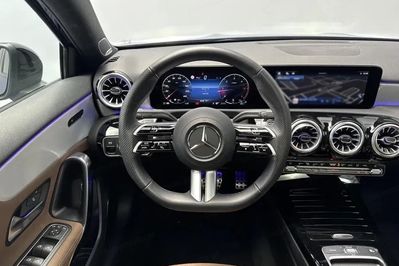 Mercedes Klasa A 200 d AMG Line 8G-DCT