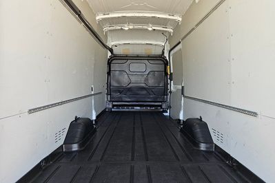 Ford Transit L4H3