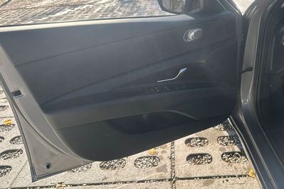 Hyundai Elantra Modern 1.6 CVT
