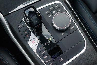 BMW Seria 3 330e M Sport sport-aut