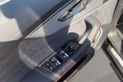 Audi Q8 SQ8 TFSI quattro