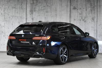 BMW Seria 5 520i mHEV aut