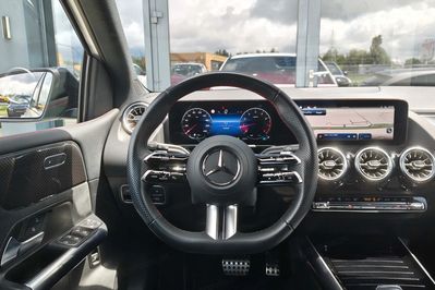 Mercedes B Klasa 200 mHEV AMG Line 7G-DCT