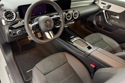 Mercedes Klasa A 220 4-Matic AMG Line