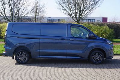 Ford Transit Custom 320 L2H1 Limited